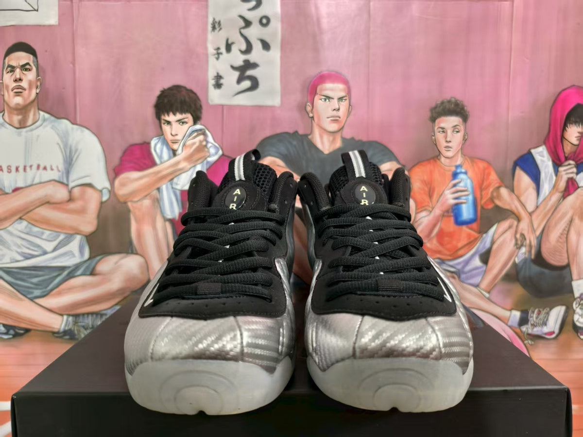 Nike Air Foamposite One Silver Black Sneakers