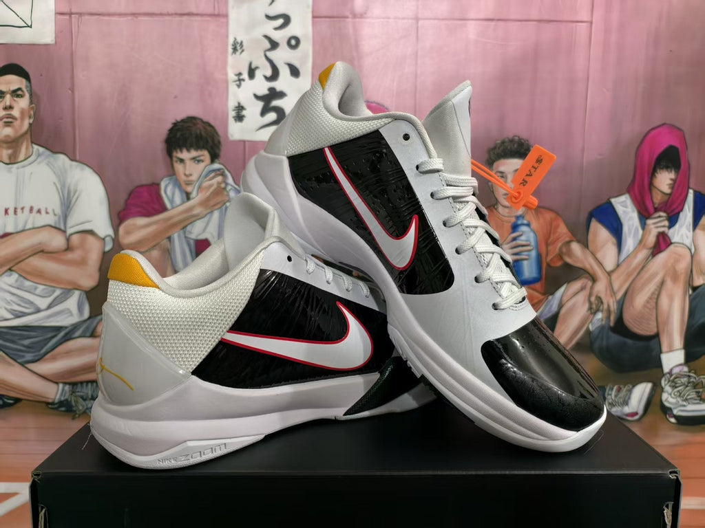 Nike Kobe Bruce Lee Basketball Sneakers White Black