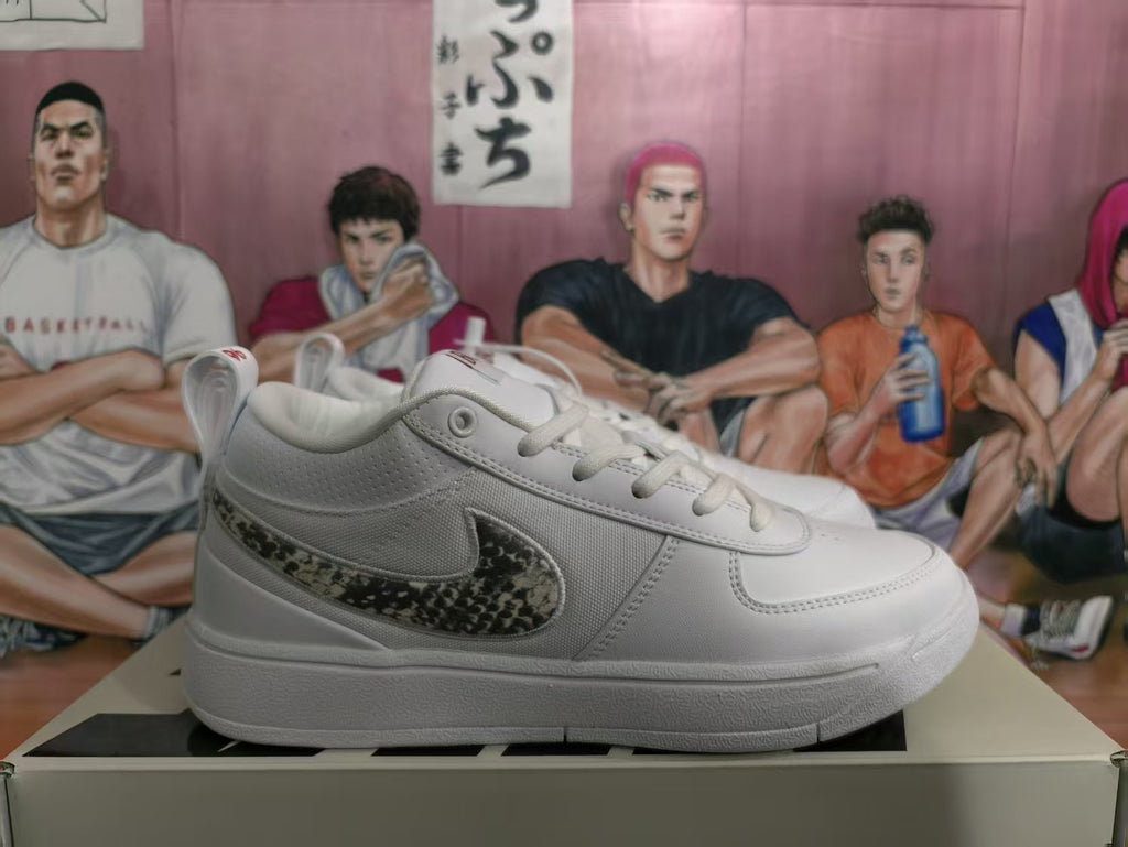 Nike White Sneakers with Patterned Swoosh