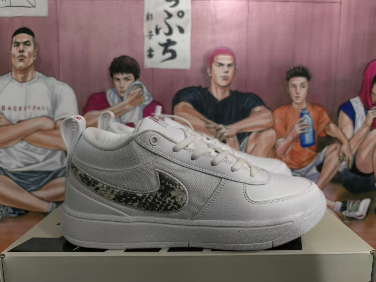 Nike White Sneakers with Patterned Swoosh