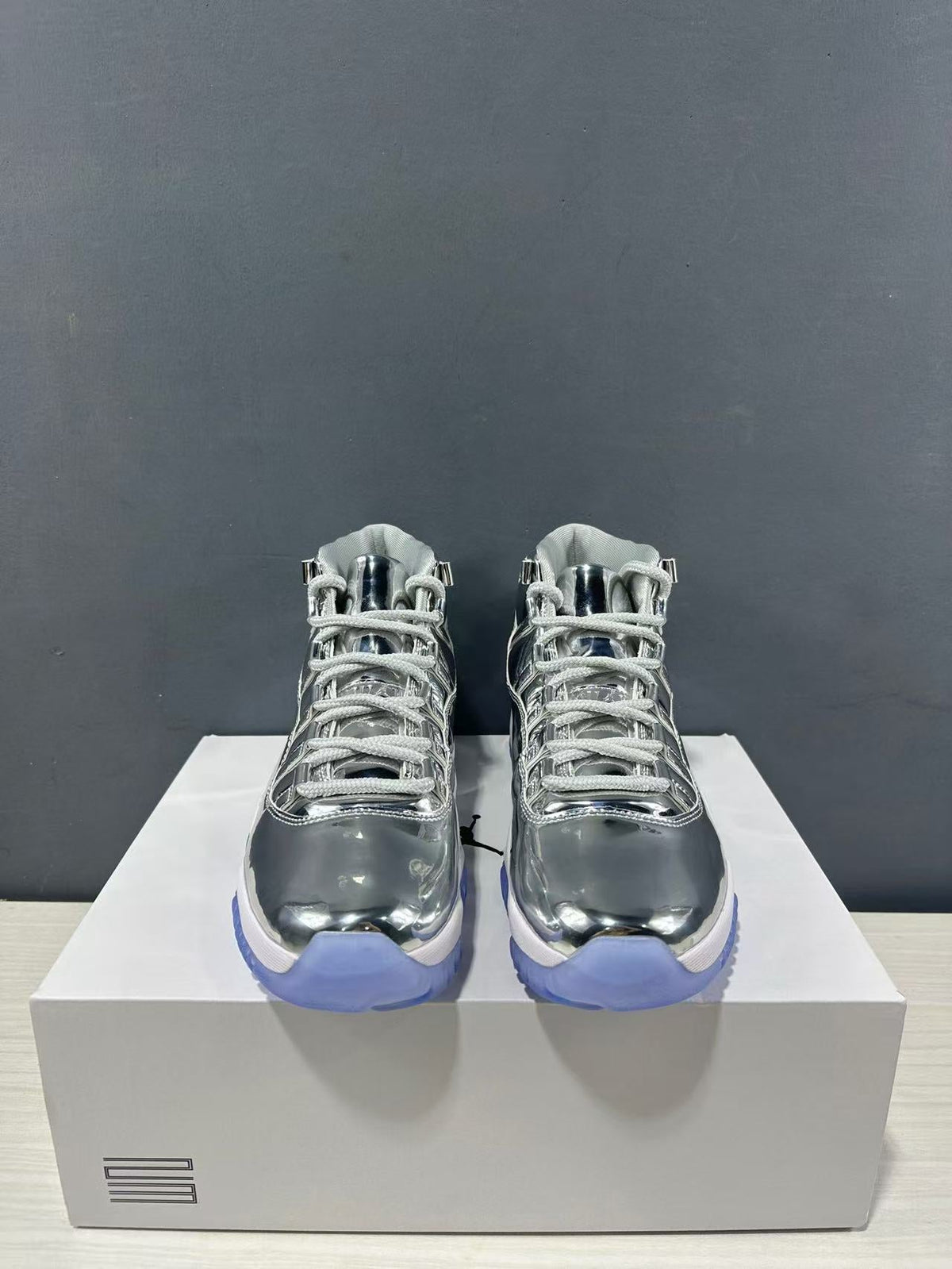 Jordan Air Jordan 11 Retro Silver Sneakers CT8012-730
