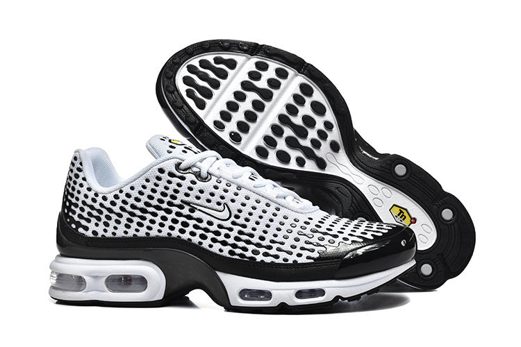 Nike Air Max Plus Sneakers White Black