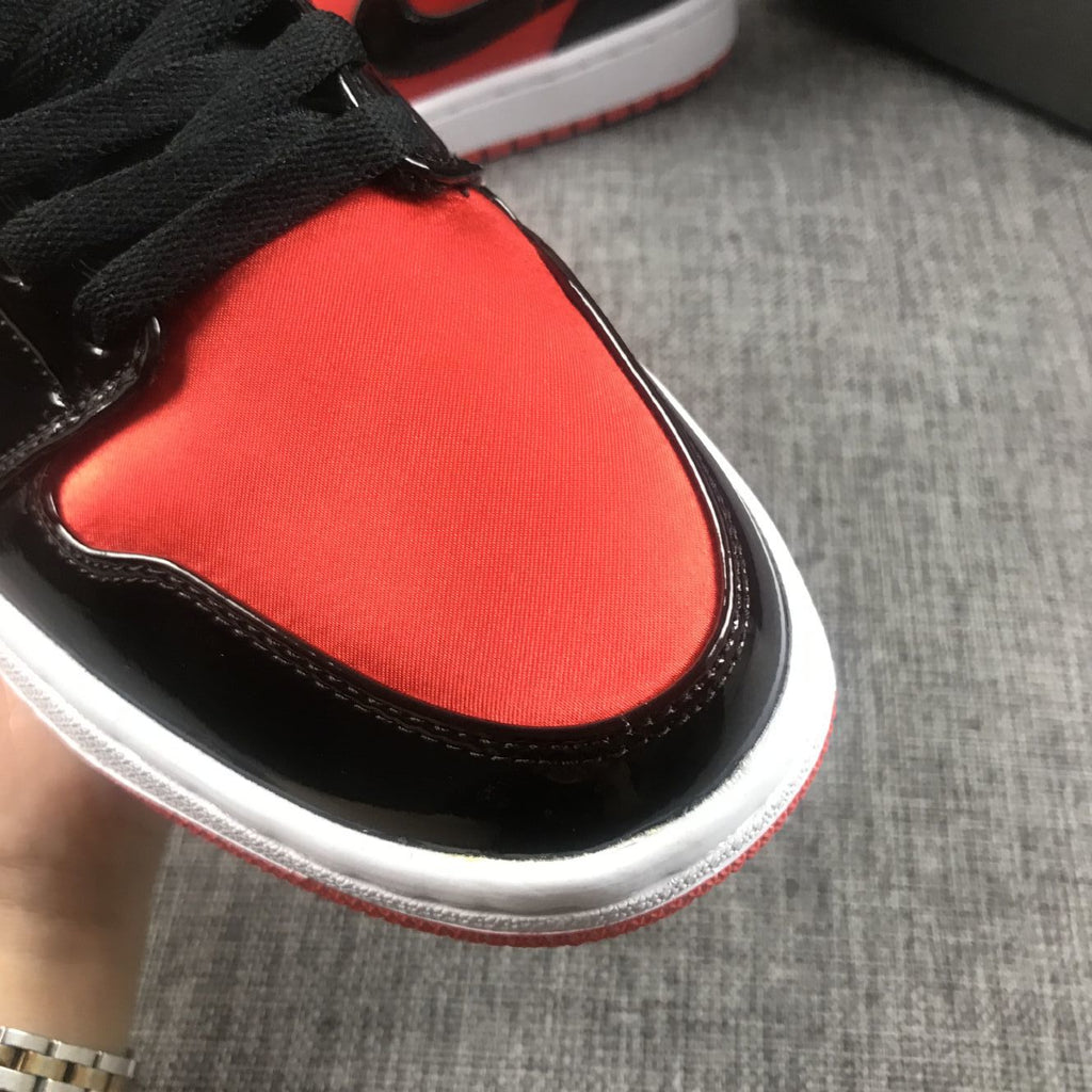 Jordan Air Jordan 1 Mid Red Black Patent Sneakers BQ6472-600