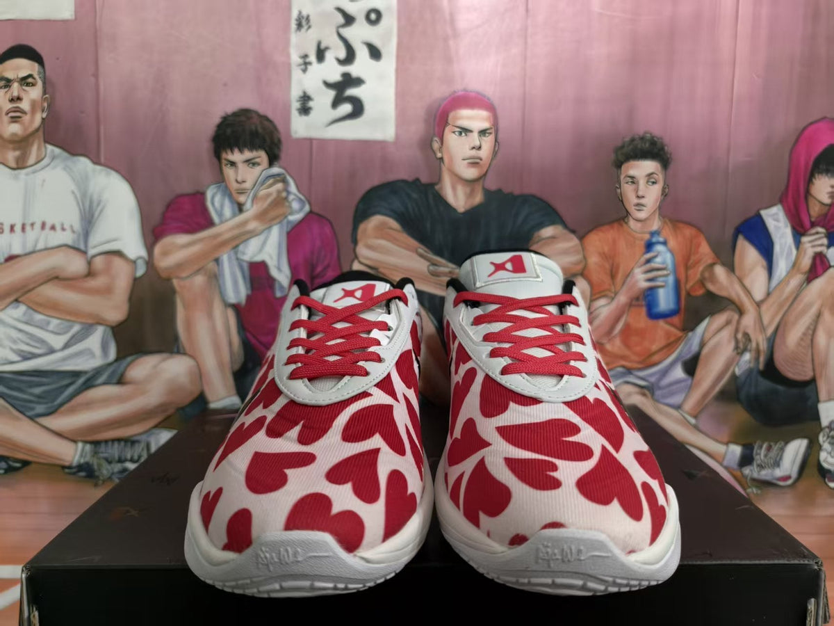 Nike White and Red Patterned Basketball Sneakers