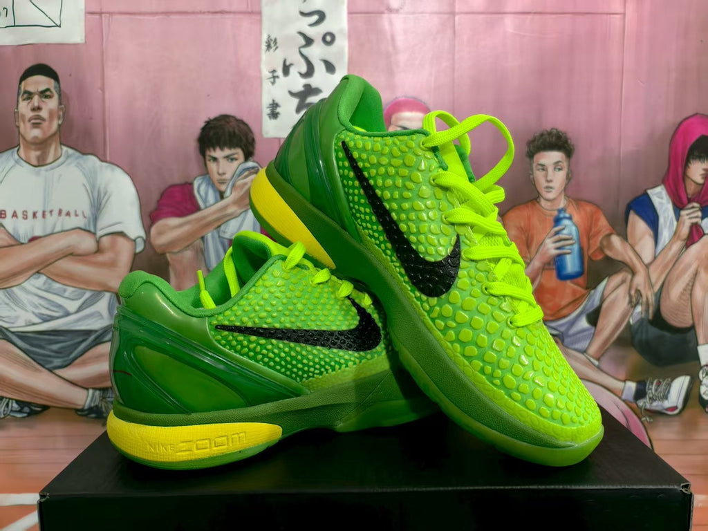 Nike Green Hornet Basketball Sneakers Green