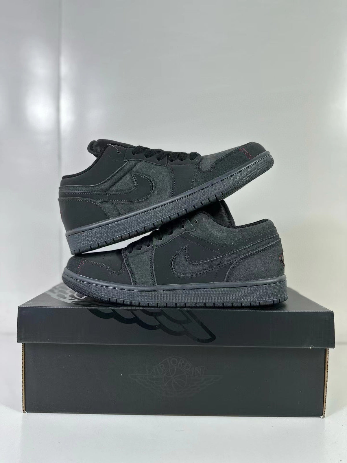 Air Jordan 1 Low SE Craft Dark Grey Sneakers FD8635-001