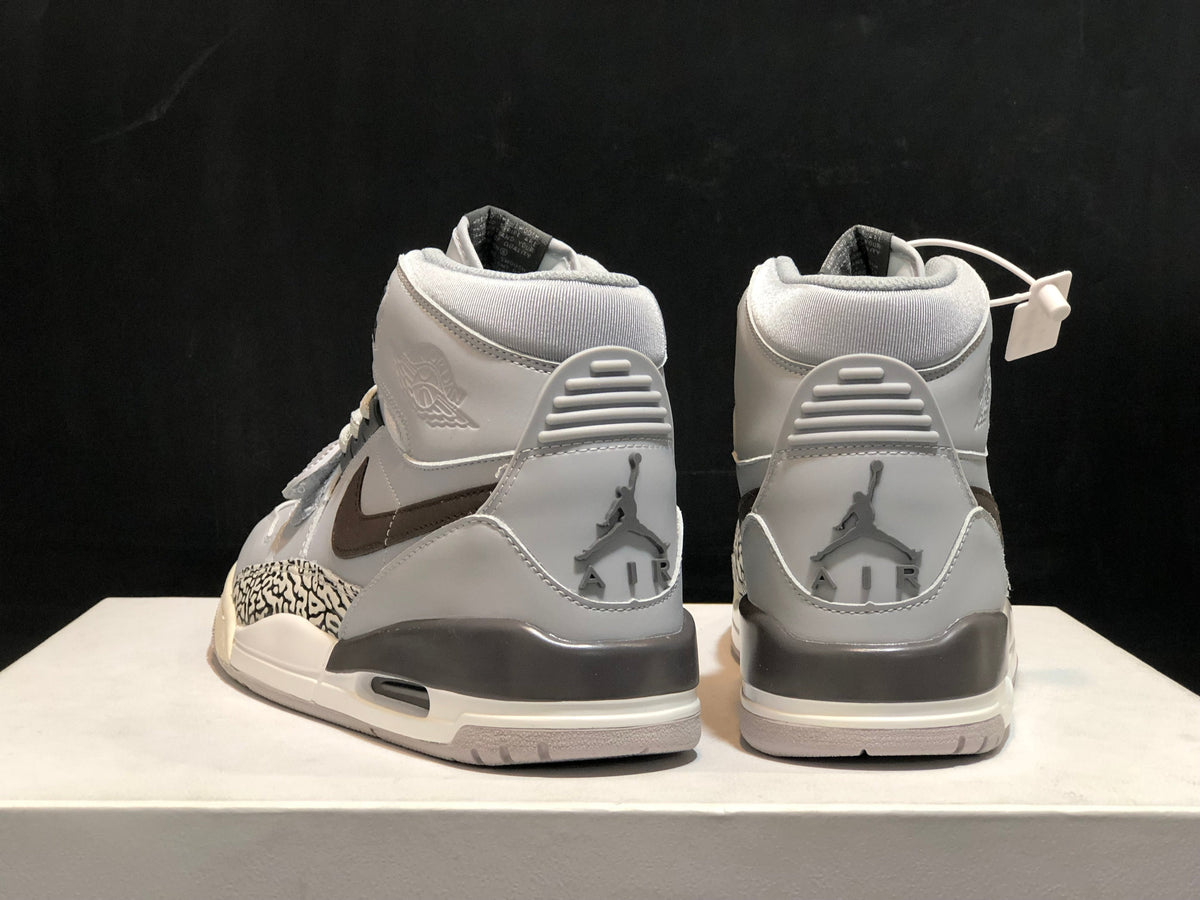 Jordan Air Jordan Legacy 312 Grey Cement Sneakers AV3922-002