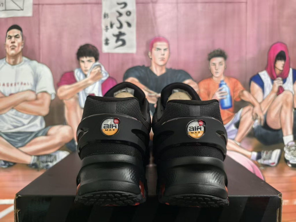 Nike Air Max Black and Dark Red Sneakers