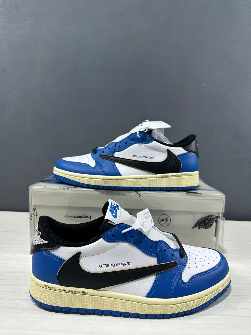 Jordan Air Jordan 1 Low Blue White DM7866-141 Sneakers