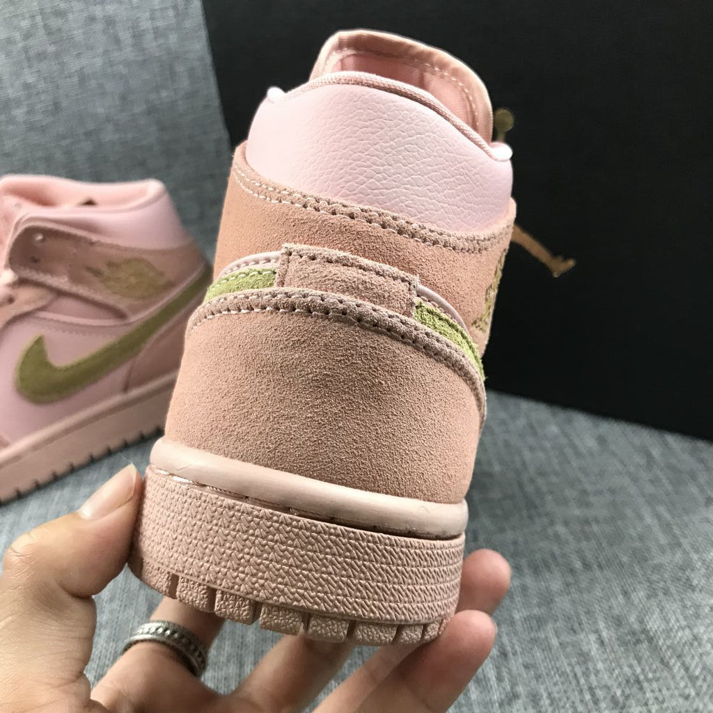 Jordan Air Jordan 1 Mid SE Pink Olive Sneakers 852542-600