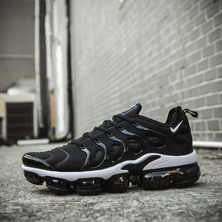 Nike Air Max Plus TN-10 Black and White Sneakers