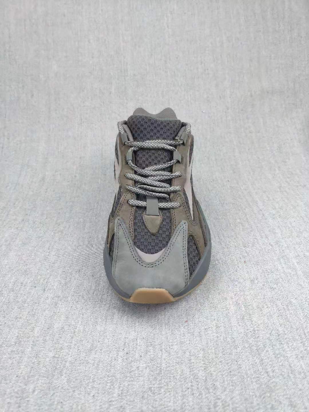 700 V2 Gray Unisex Sneakers