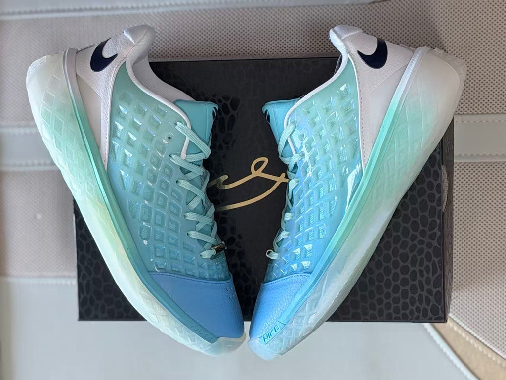 Nike Kobe 3 Basketball Sneakers Blue and White
