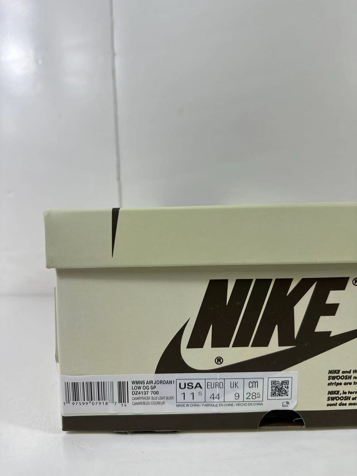 Jordan Air Jordan 1 Low Canary Yellow DZ4137-700