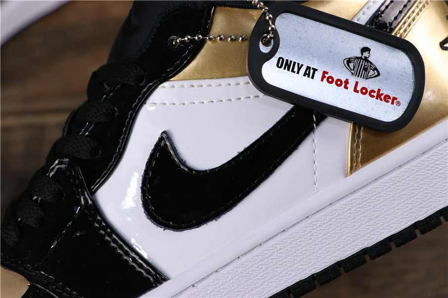 Jordan CQ9447-700 Low Sneakers Black Gold