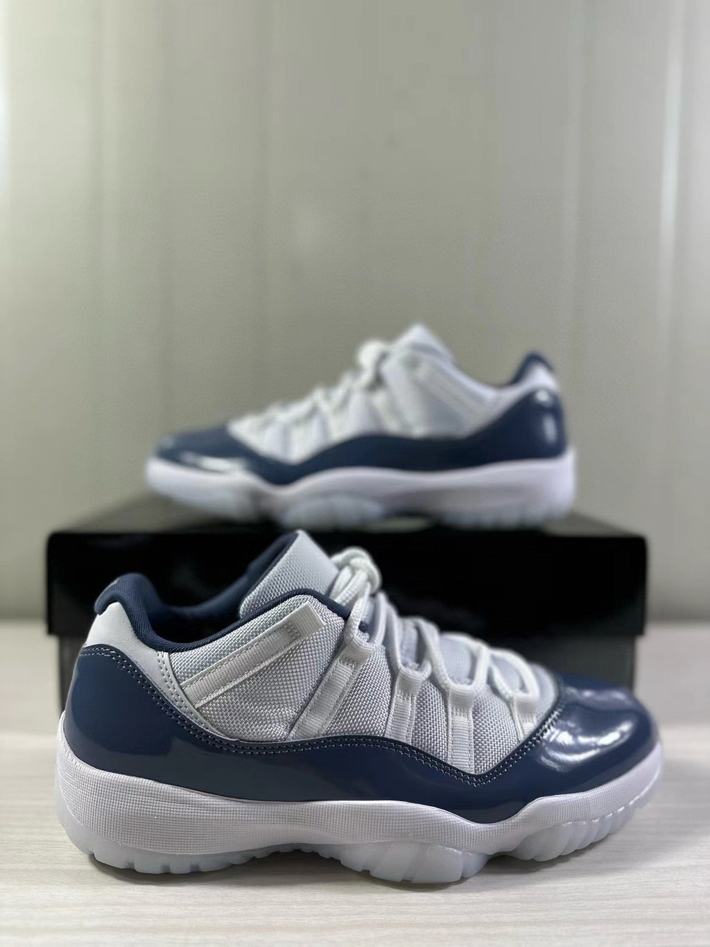 Jordan Air Jordan 11 Retro Low Diffused Blue FV5104-104