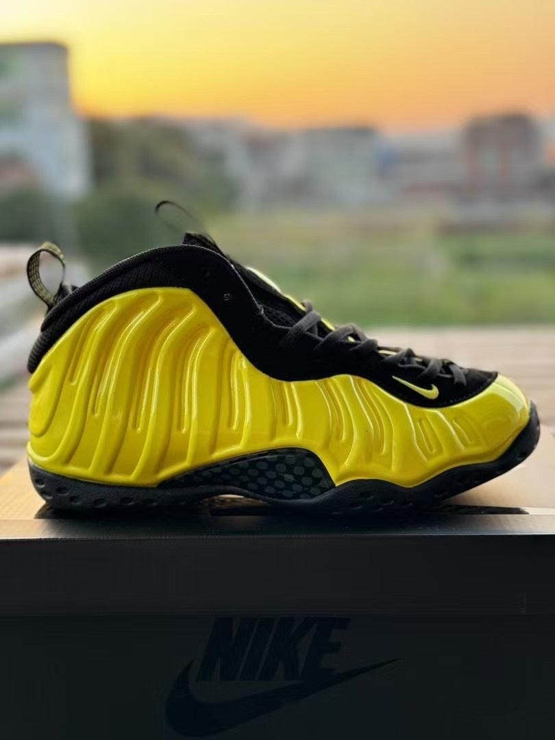 Nike Foamposite One Hardaway Sneakers, Men's Colorways
