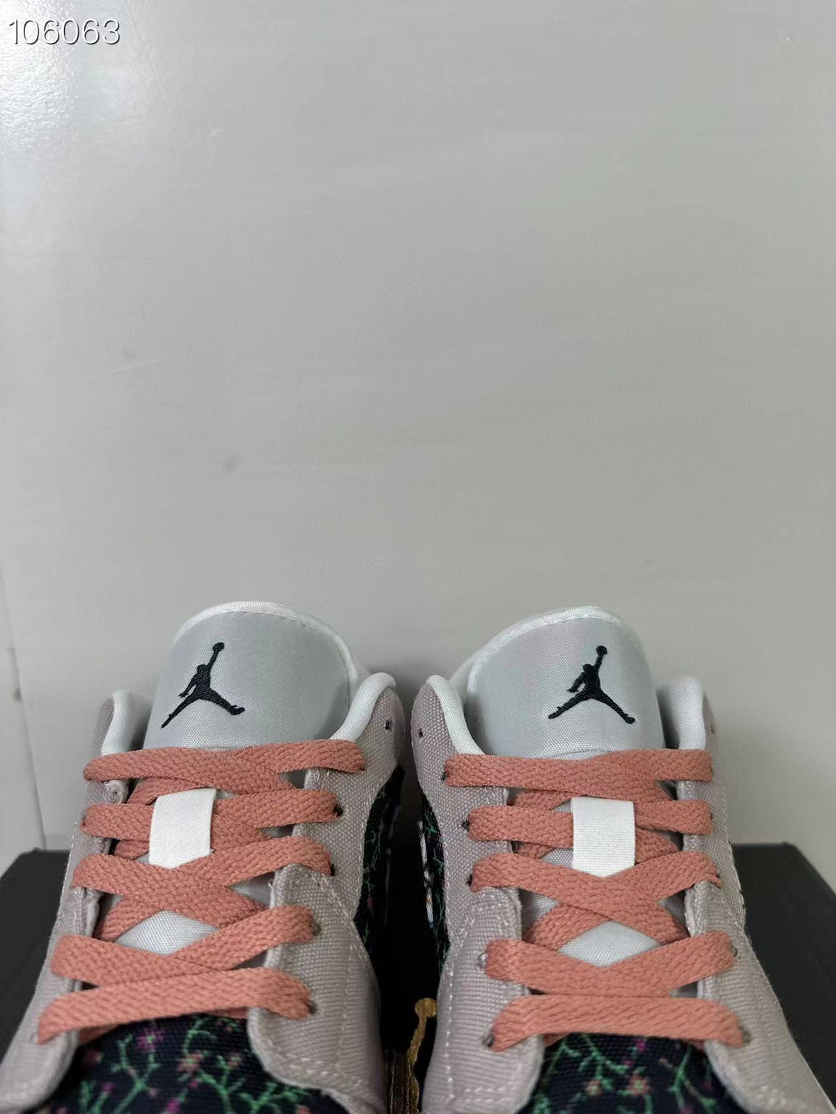 Jordan Air Jordan 1 Low SE GS Pink Floral Sneakers FJ3445-001