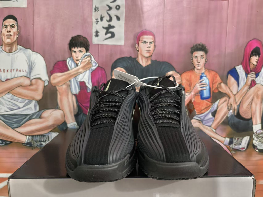 Nike Black Basketball Sneakers