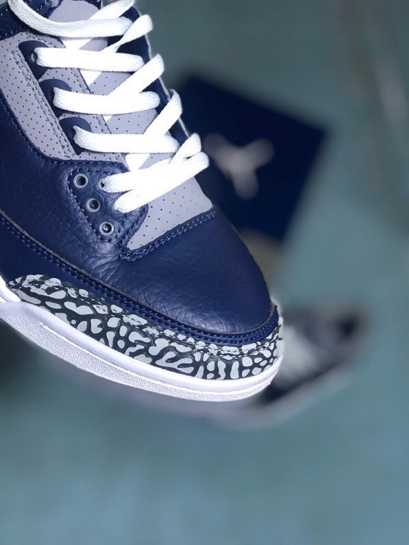 Jordan Air Jordan 3 Midnight Navy Sneakers