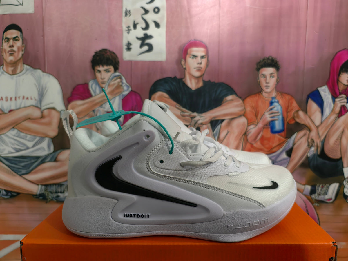 Nike White Black Basketball Sneakers