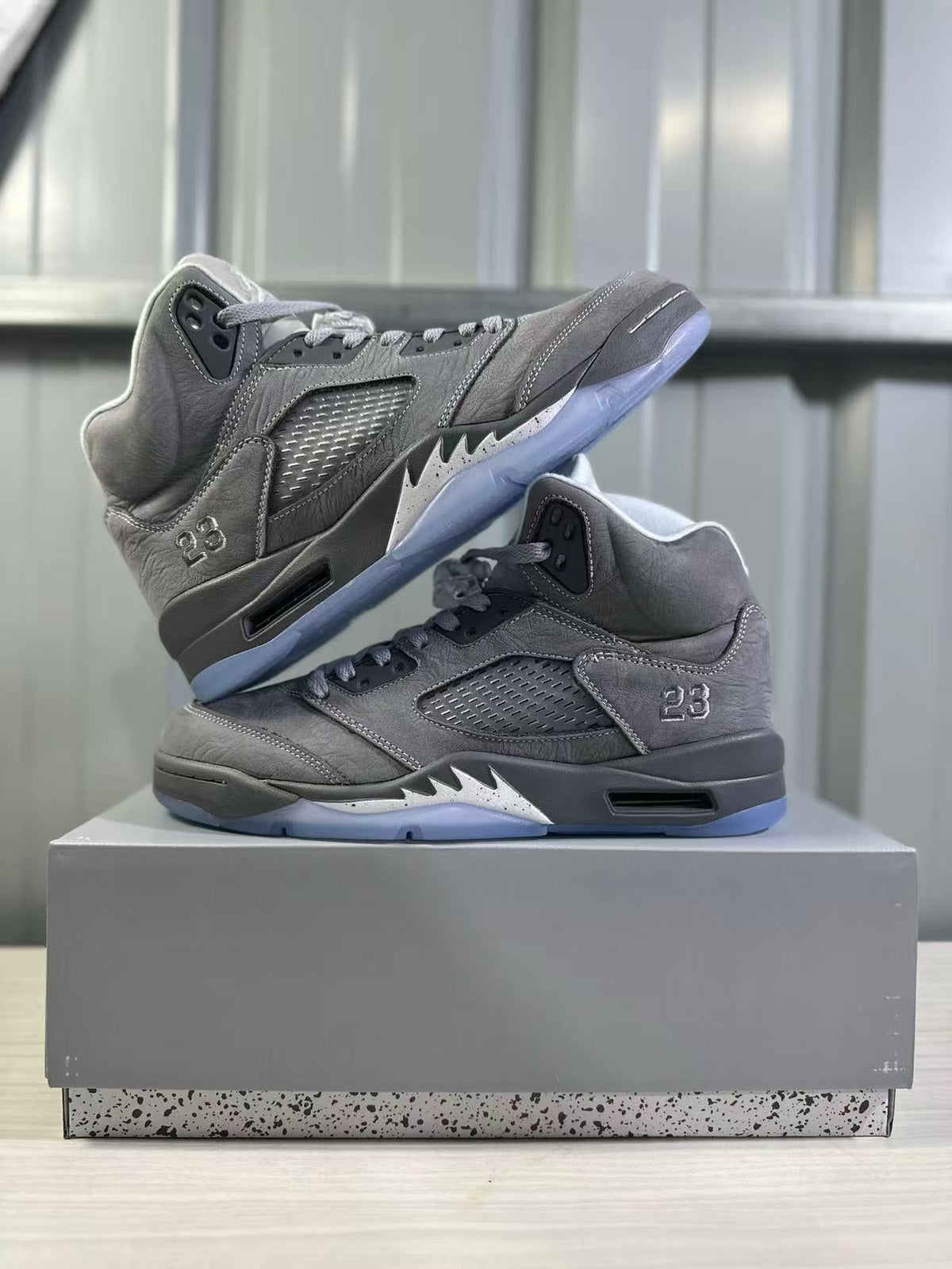 Jordan Air Jordan 5 Wolf Grey Sneakers DD0587-002