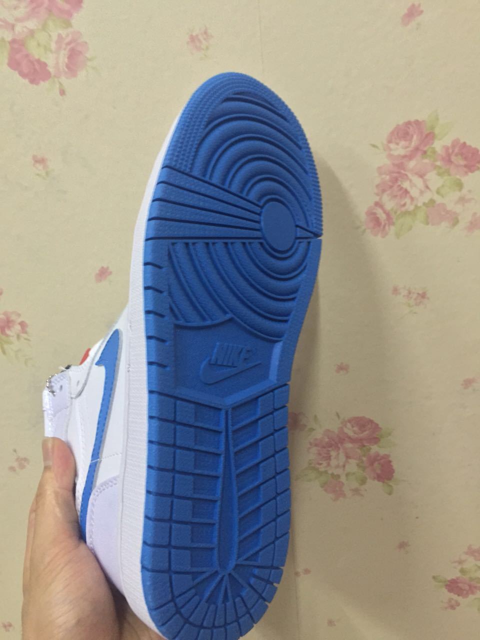 Jordan 1 High Sneakers White and Legend Blue