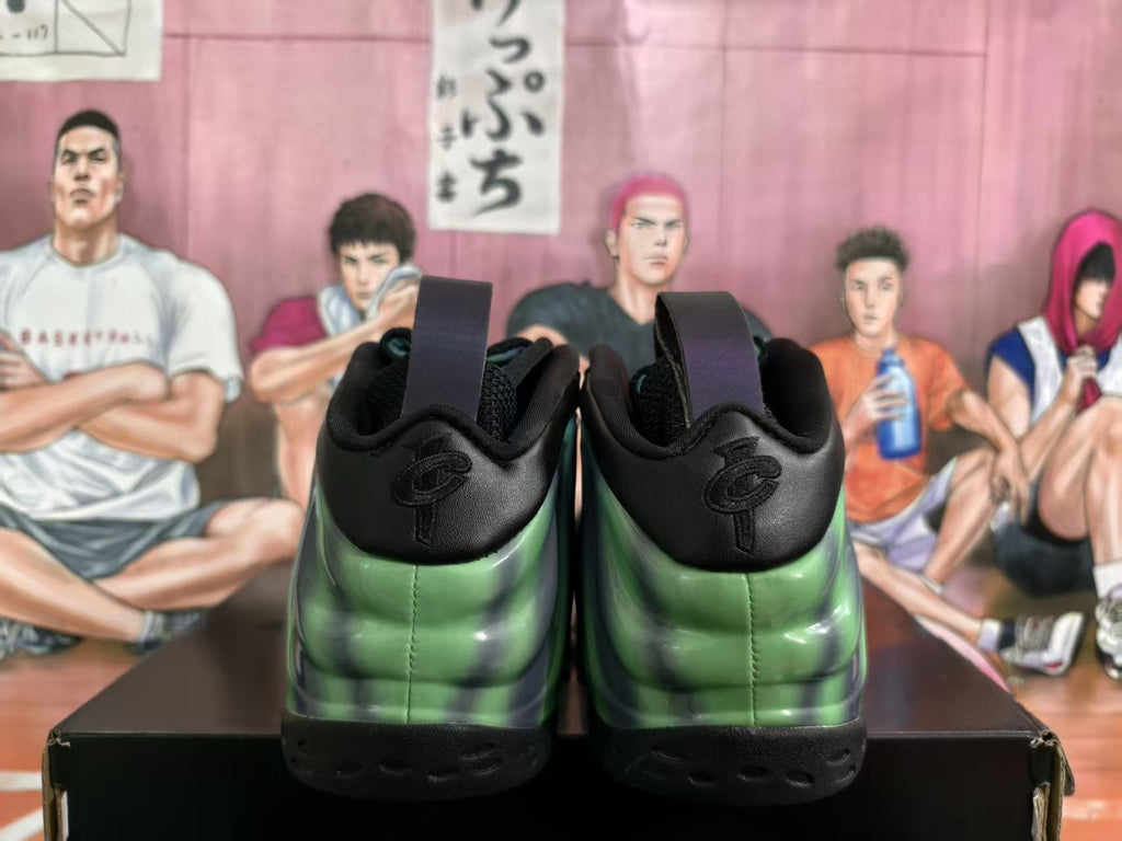 Aurora Spray Green Black Basketball Sneakers