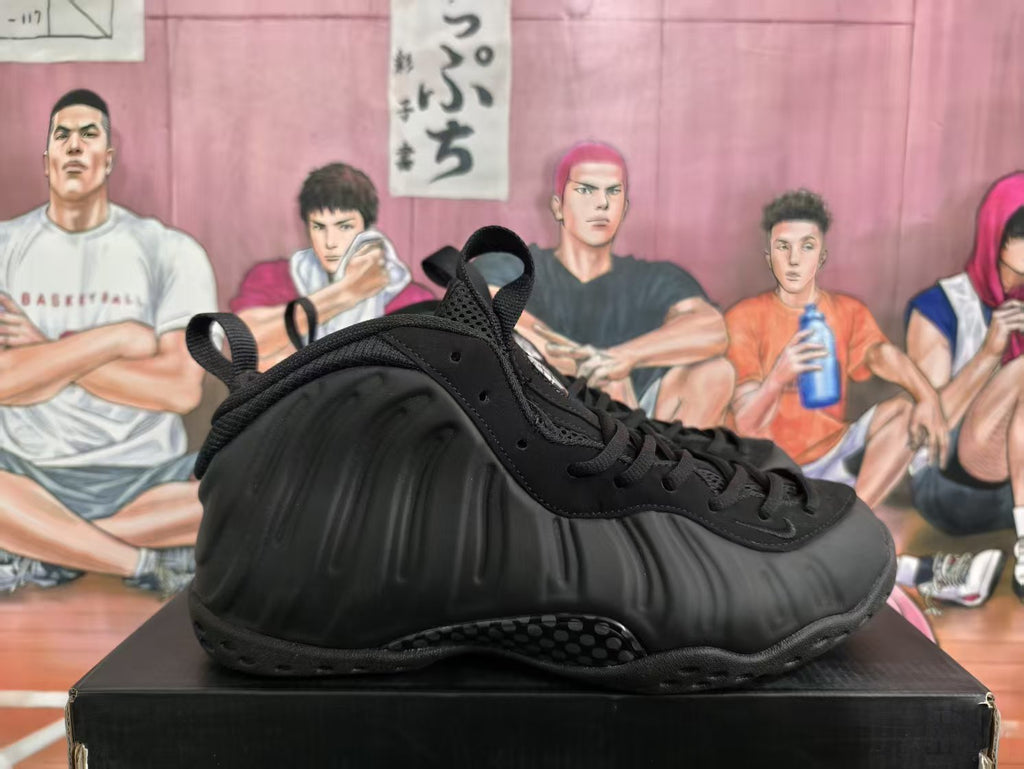 Nike Air Foamposite One Black Basketball Sneakers
