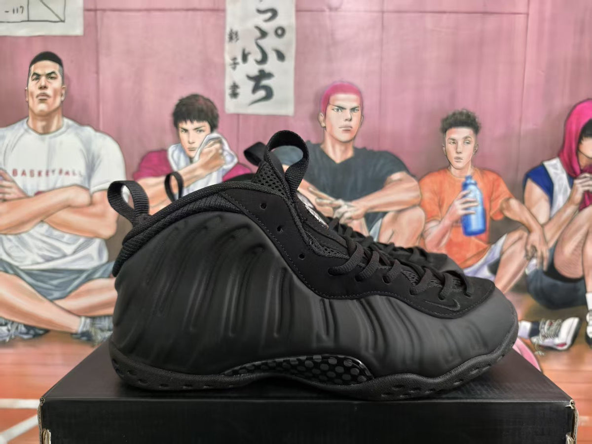 Nike Air Foamposite One Black Basketball Sneakers