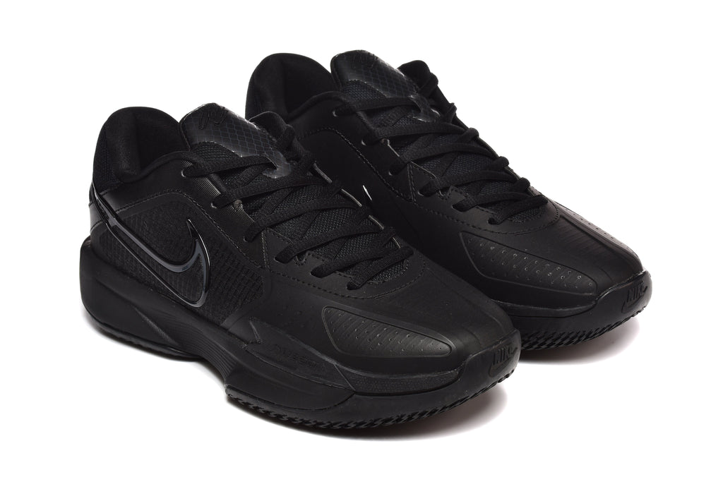 Nike 881-8 Black Basketball Sneakers