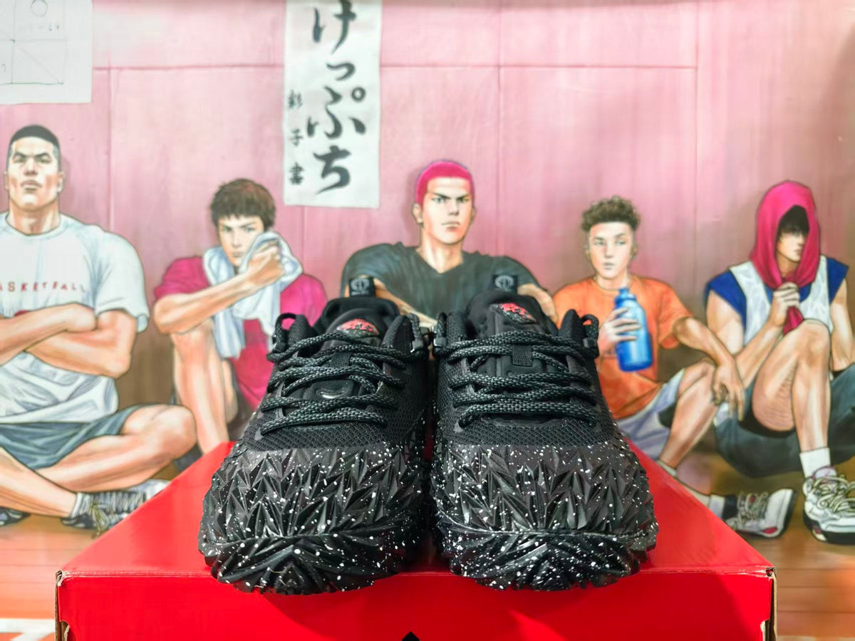 Nike Black Basketball Shoes with Textured Sole