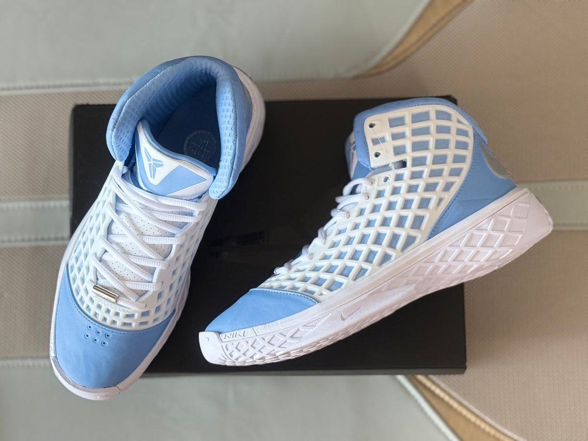 Nike Kobe 3 Basketball Shoes North Carolina Blue