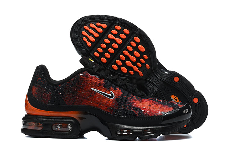 Nike Air Max Plus VI Sneakers Black and Orange