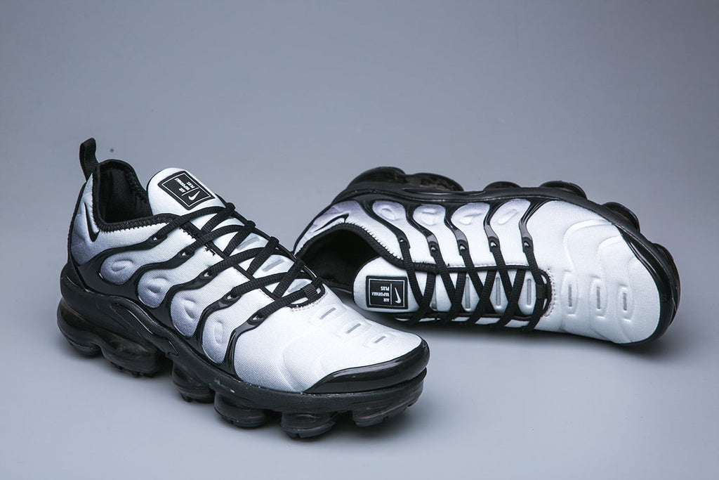 Nike Air VaporMax Plus TN-12 Sneakers Gray White Black