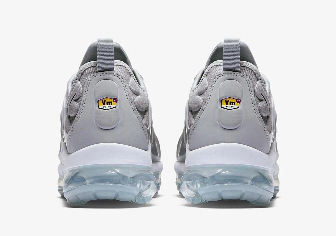 Nike Air VaporMax Plus Sneakers Grey Black White