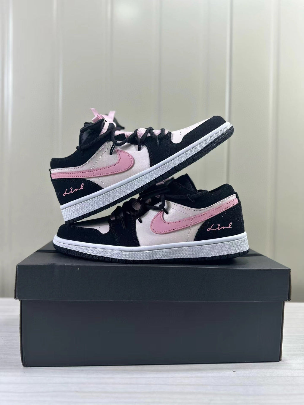 Jordan Air Jordan 1 Low SE Black Pink Sneakers DX4374-008
