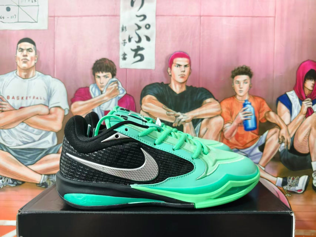 Nike GT Cut 3 Basketball Shoes Black Green