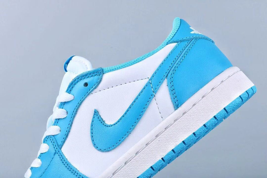 Jordan 1 Low SB North Carolina Blue White 401 Sneakers