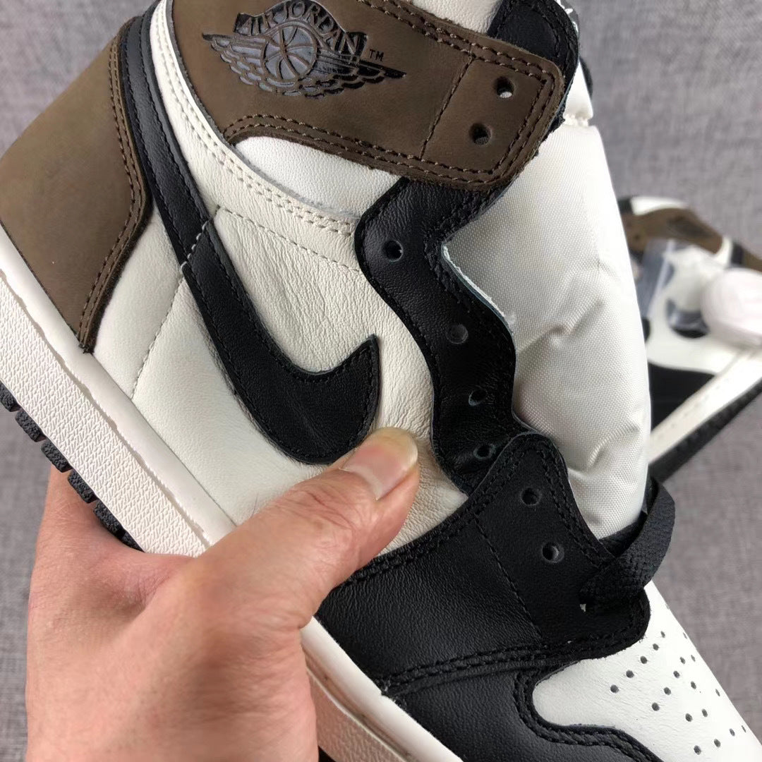 Jordan Air Jordan 1 High OG Dark Mocha Sneakers 555088-105