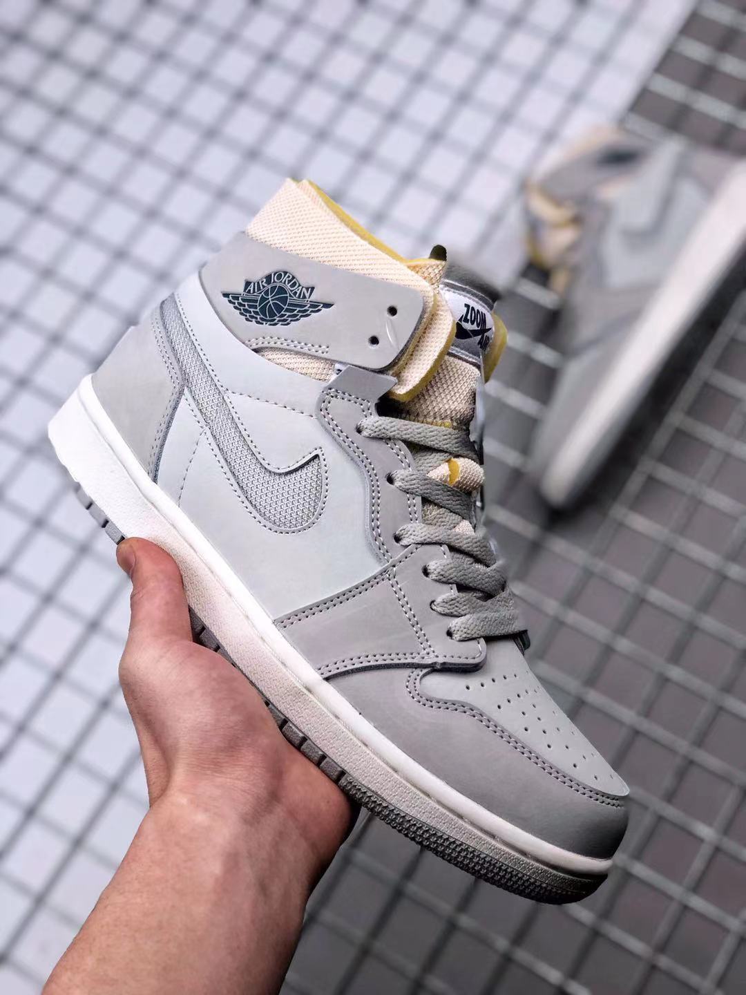 Jordan Air Jordan 1 Zoom Comfort London Gray Sneakers DH4268-001