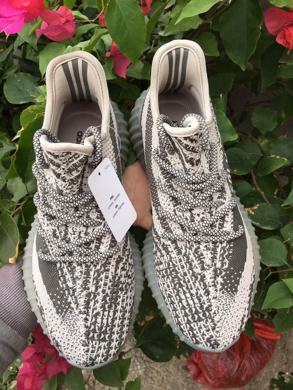 Yeezy 350 V2 Gray Knit Sneakers SPLY-350