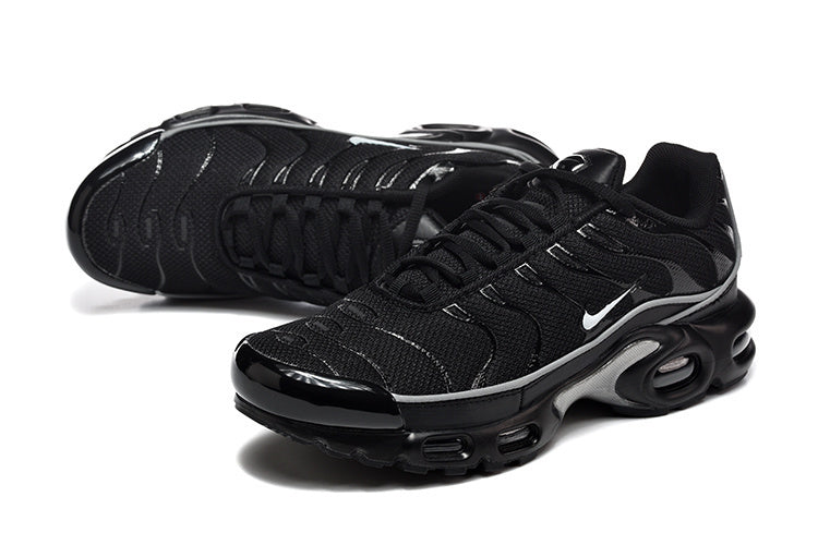 Nike Air Max Plus Black Sneakers HV0666-002