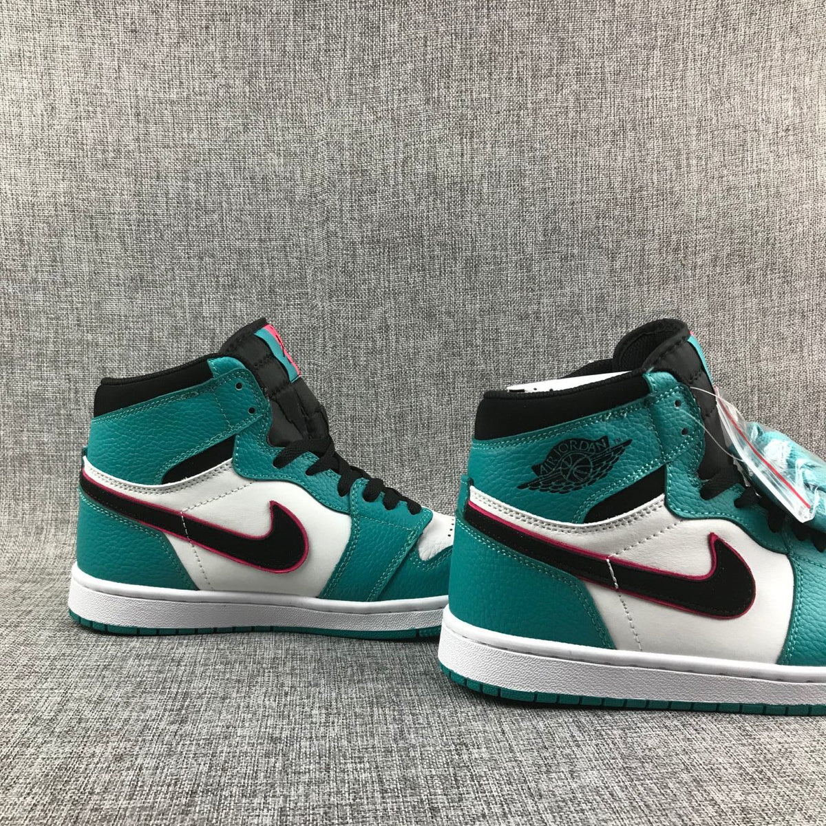 Air Jordan 1 High South Coast Sneakers 852542-306