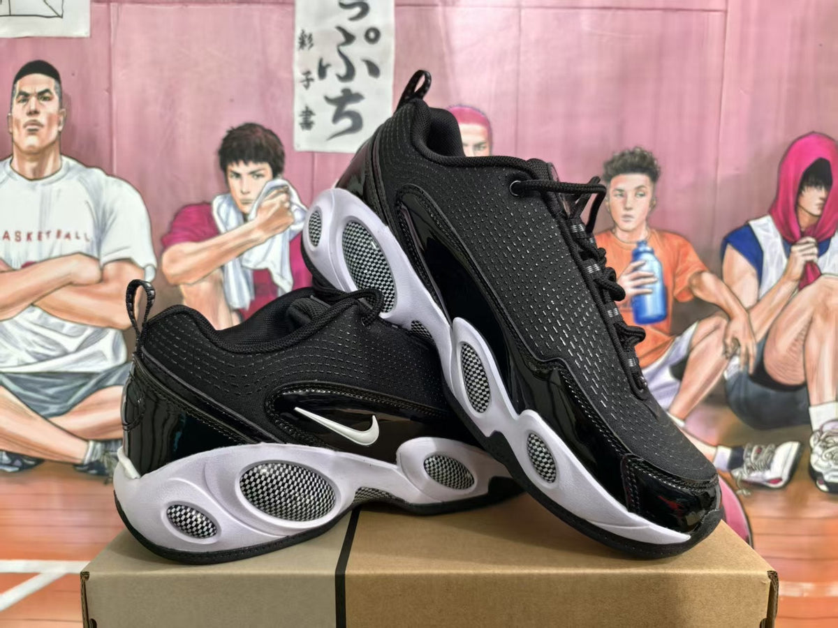 Nike Black White Sneakers
