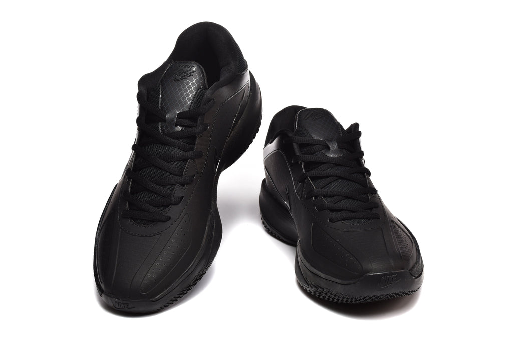 Nike 881-8 Black Basketball Sneakers