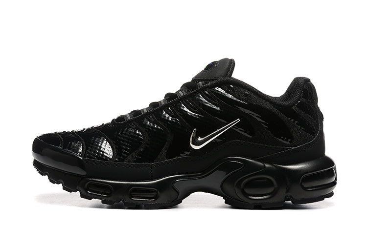 Nike Air Max Plus Black Sneakers Style FZ2591-001