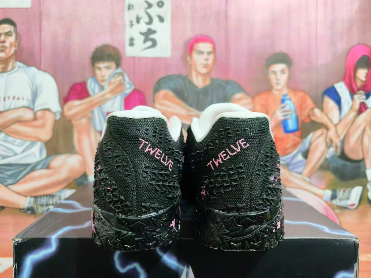 Nike Basketball Shoes in Black and Pink