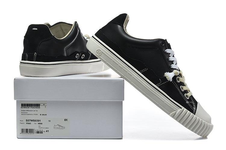 Black Low-Top Sneakers with Contrast Laces and White Sole