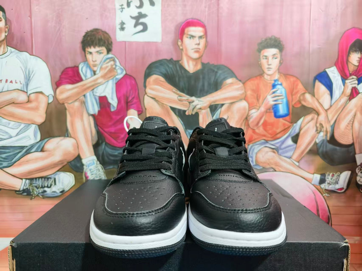 Jordan Low-Top Sneakers Black and White